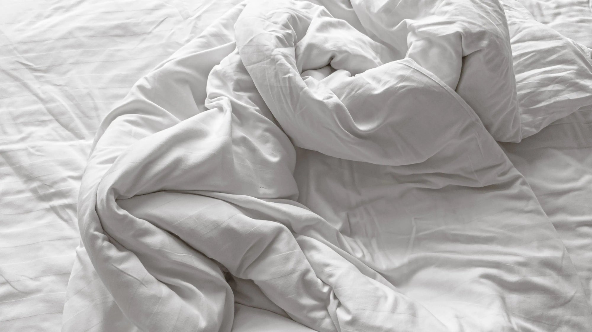 Mattress Pad vs Topper: Which One Should You Choose?